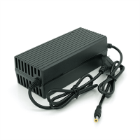 Зарядний пристрій Jinyi для літієвих акумуляторів 36V2A (Max.:42V/2A), штекер 5.5*2.5, з індикацією, BOX