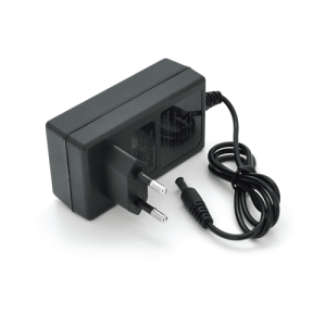 Зарядний пристрій для літієвих акумуляторів 12.6V 2A, BOX, Q200