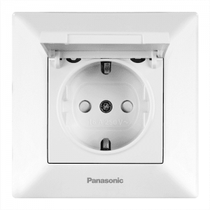 Розетка Panasonic Arkedia Slim із заземленням, зі захисними шторками, з кришкою, біла
