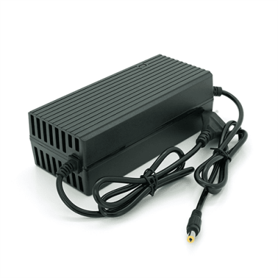 Зарядний пристрій Jinyi для літієвих акумуляторів 36V2A (Max.:43,8V/2A), штекер 5.5*2.5, з індикацією, BOX